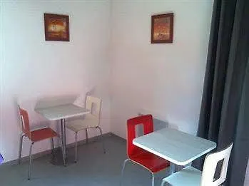 Heco Marseille Les Vallons Hotell 3*